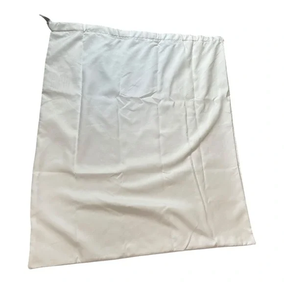 Lululemon Cactus Leather Shoulder Bag 8L Black With Gold Hardware & Dust Bag - Picture 13 of 16